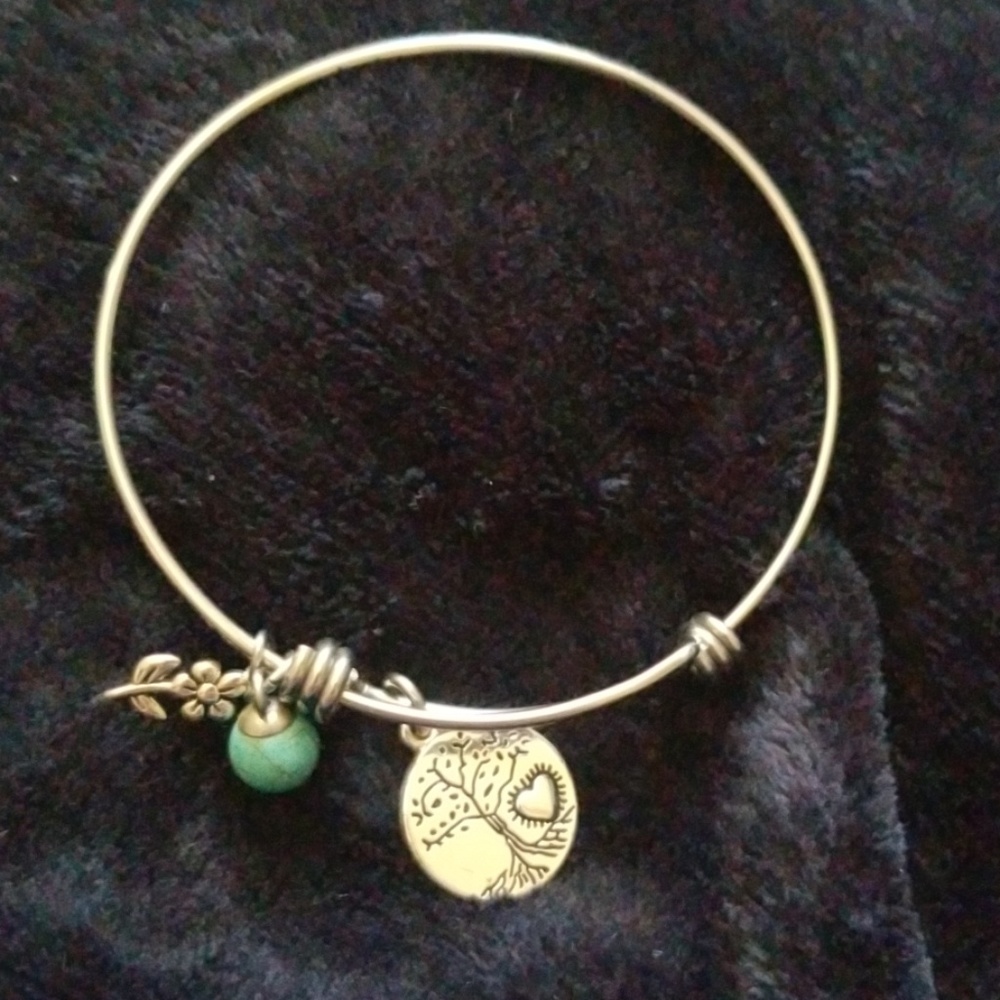 QUOTE FASHION CHARM BRACELET